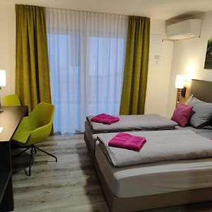 Deluxe Zimmer mit Kingsize-Bett